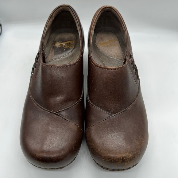 Dansko Stacie Brown Criss Cross Nursing Work Clogs Size 37 (Us7)